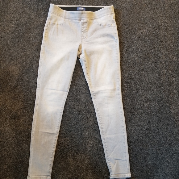 Old Navy Rockstar Mid Rise Gray Pull On Skinny Jeans - Picture 3 of 9